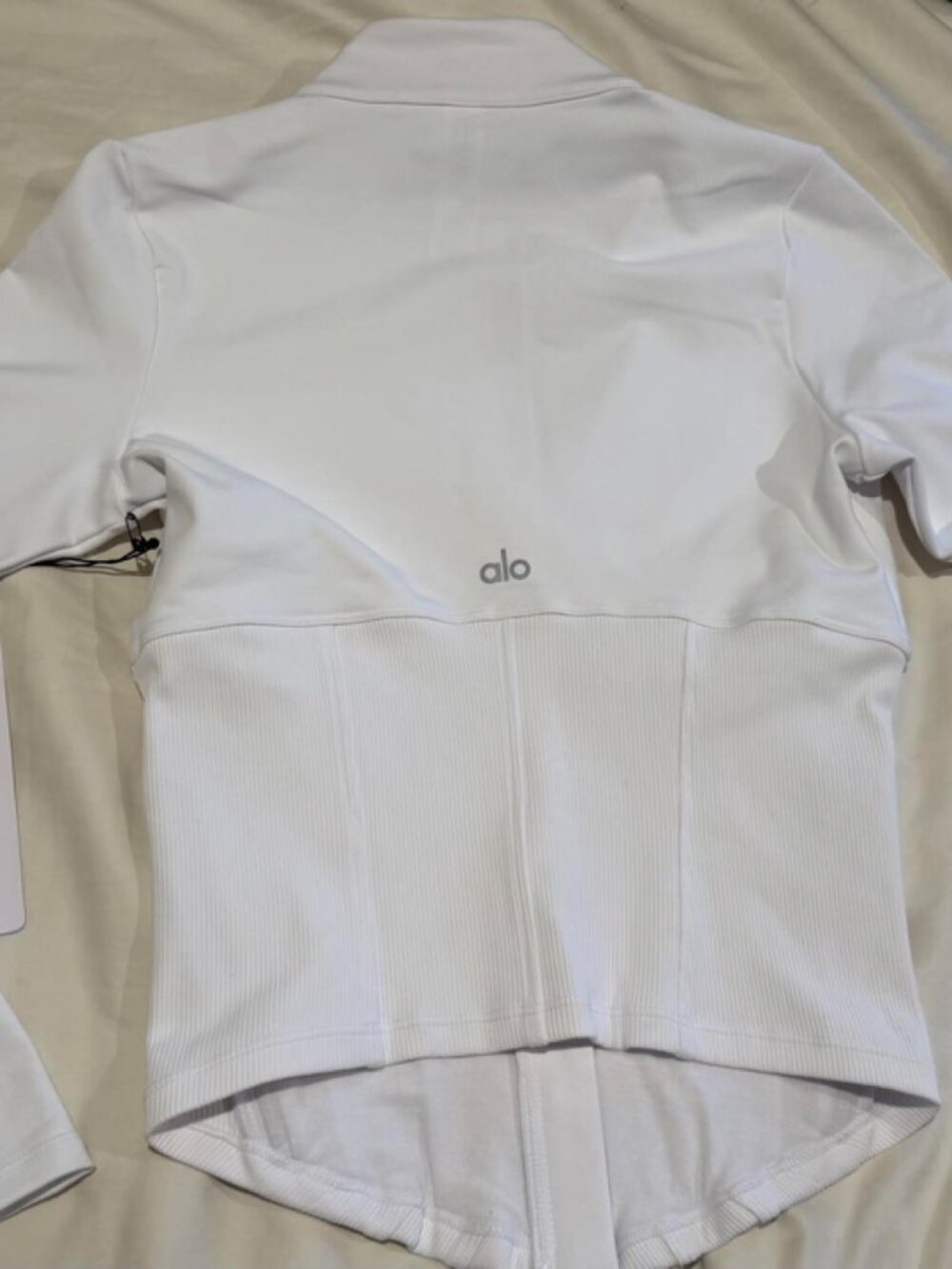 Alo Yoga white zip up jacket - Picture 3 of 4
